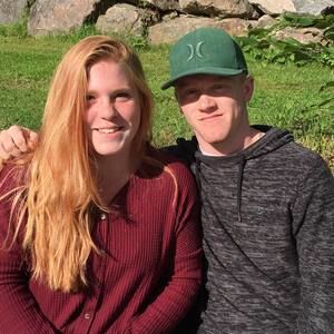 Meet your Posher, Desiree